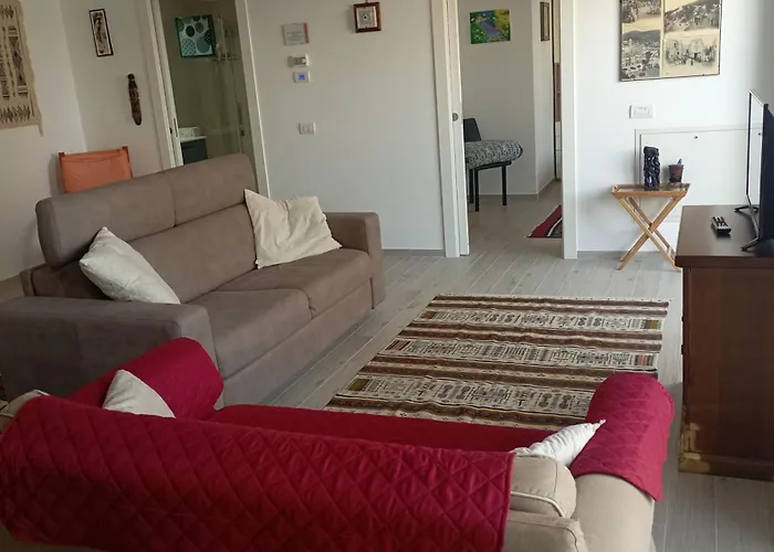 Semesterbostad Casa 'atticorelax' *